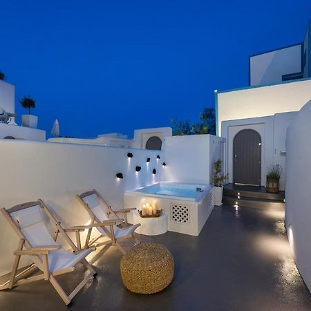 Deep In Cave Suites Fira  Exterior photo